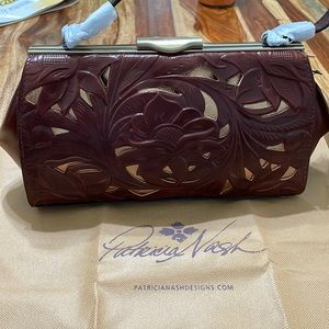 NWT Patricia Nash Vintage Veg Tan Cut Out Tooling Collection